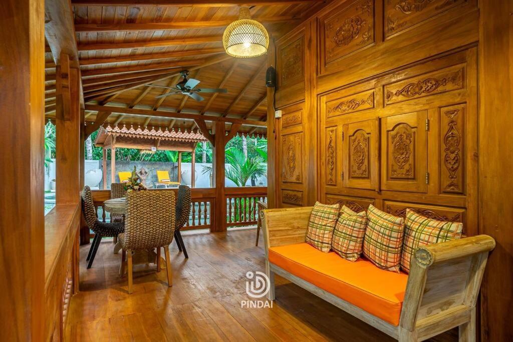 Villa Rumah Joglo Candidasa