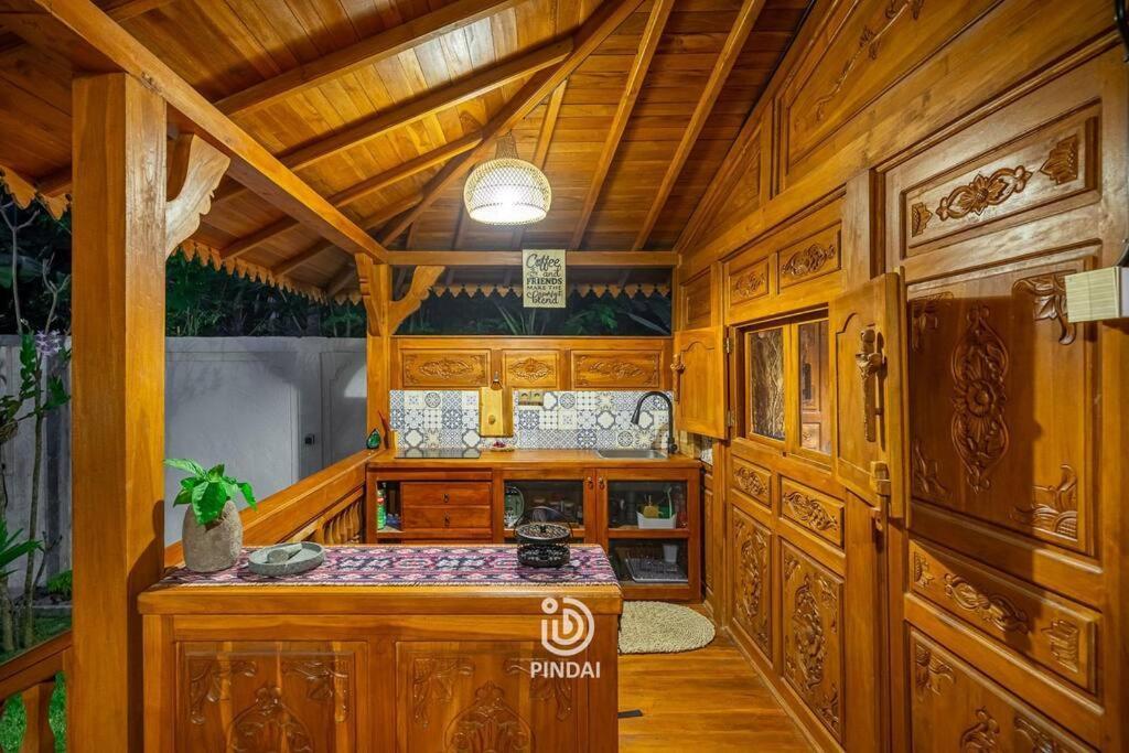 Villa Rumah Joglo